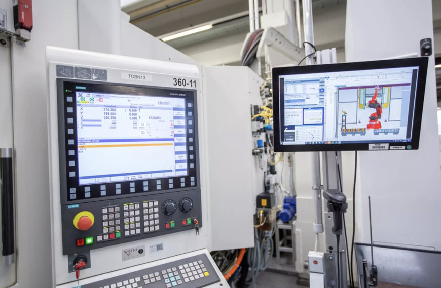 MIT DIGITALEM ZWILLING KANN DER CNC-ROBOTER MEHR